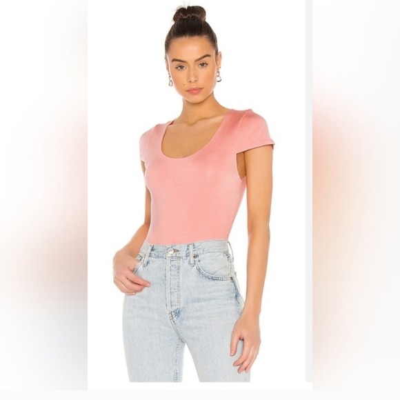 Alice + Olivia Jenara Cap Sleeve Bodysuit in Pink SIZE SMALL NWT - Picture 8 of 12